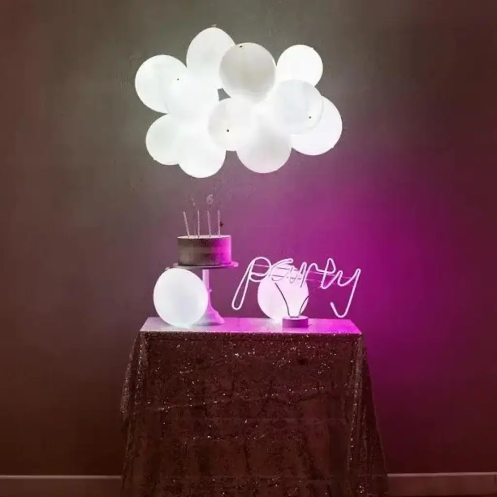 Illooms® LED-Luftballons aus Latex - Weiß